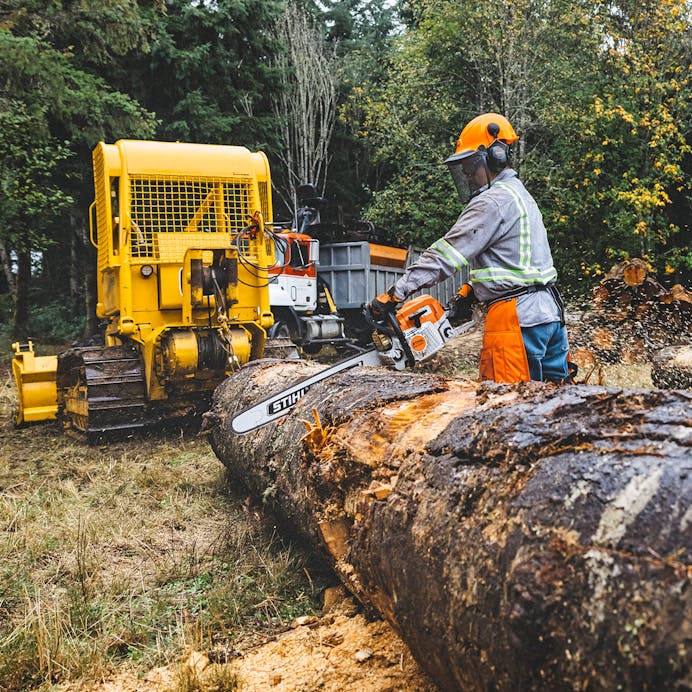STIHL MS 400 C-M 25 CHAINSAW – Leonard's Farm & Ranch Store
