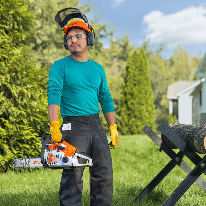 STIHL® MS 162 Chainsaw with 16 Inch Bar and Chain – Leonard's Farm