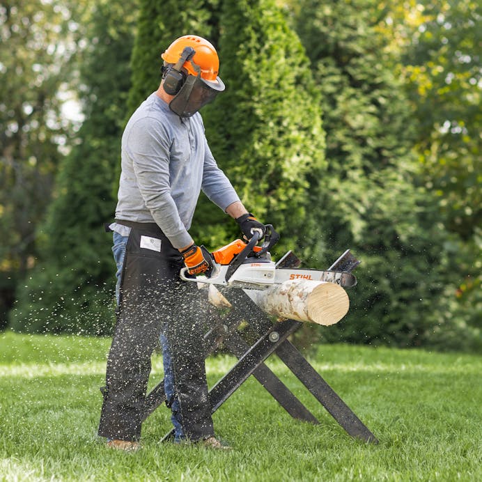 STIHL® MS 162 Chainsaw with 16 Inch Bar and Chain – Leonard's Farm