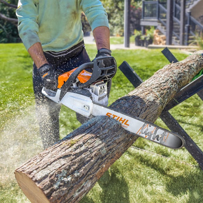 STIHL® MS 162 Chainsaw with 16 Inch Bar and Chain – Leonard's Farm